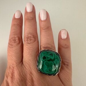 Elegant Green Stone Silver Ring
